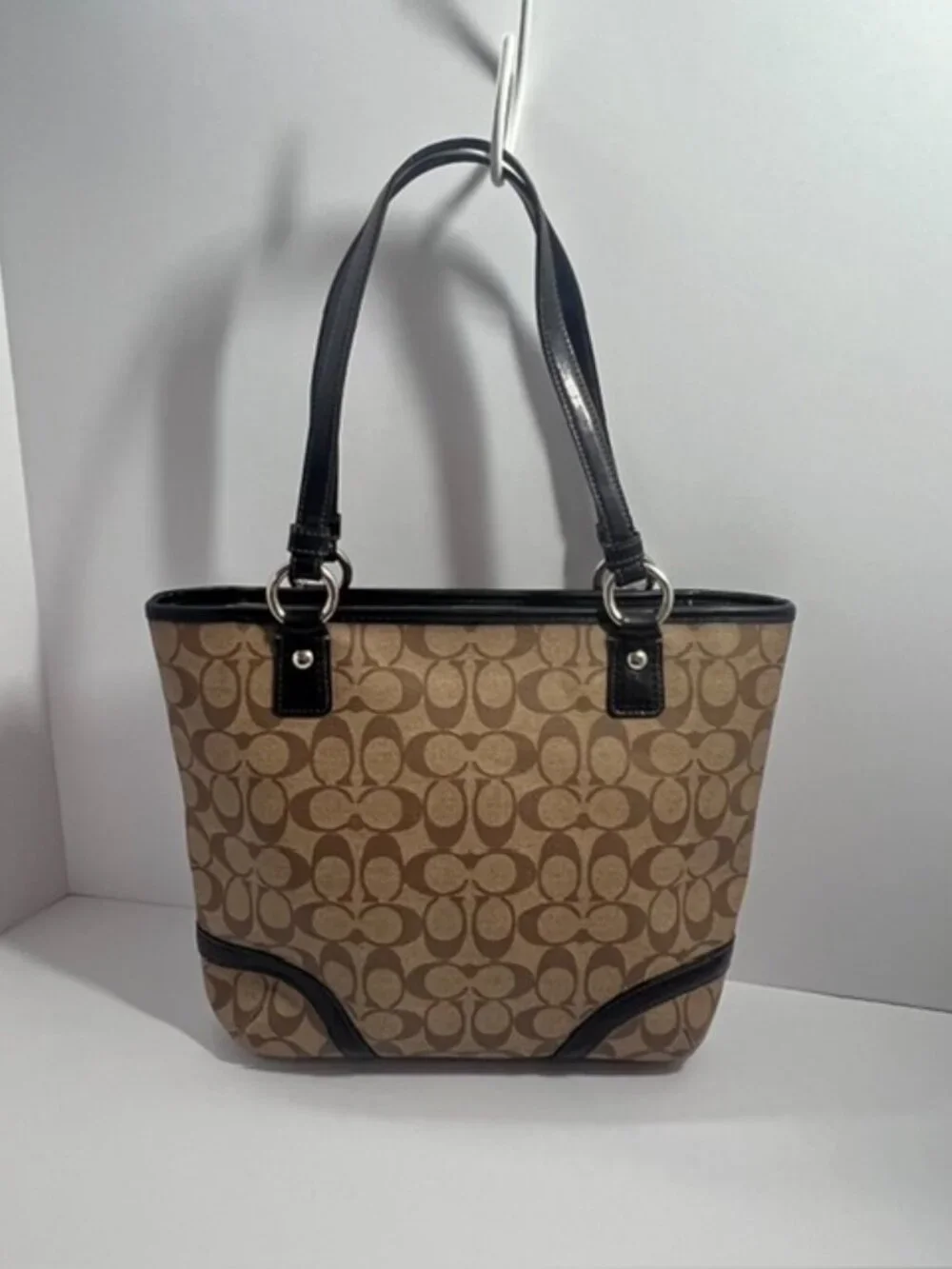COACH PEYTON HERITAGE TOTE F18917 TAN / DRK BROWN